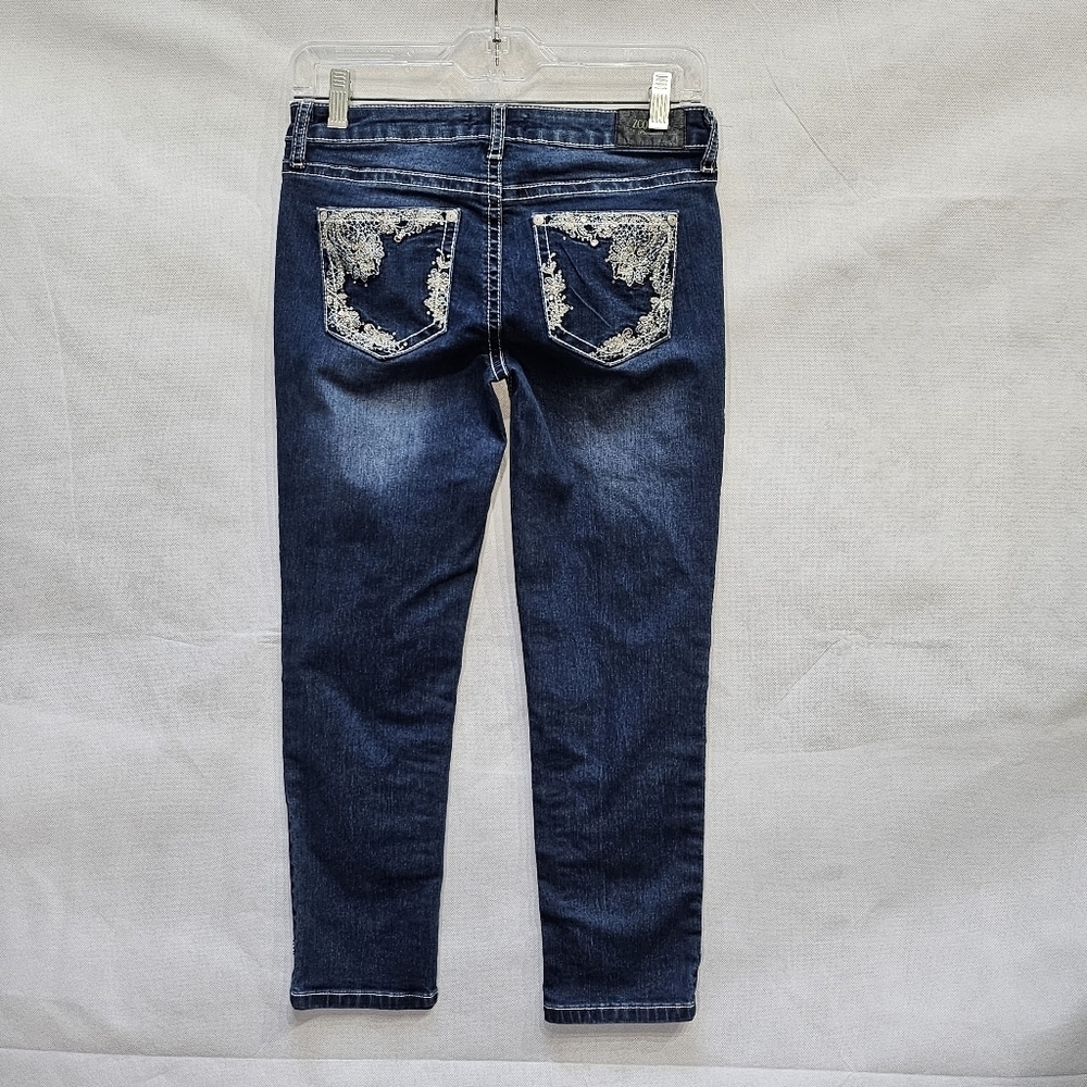 Zco Embellished Capri Denim Jeans White Stitching Size 5